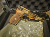 Beretta 92FS Gold mit Holzgriffschalen Zubehöhr und Koffer