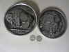 Blechdose und Münze 5 Cents Buffalo Nickel Indian Head USA