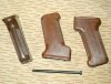 === 3x Griff + 1x Schraube zu Kalaschnikow AK47 AKM AK74 – orig. aus DDR/NVA-Bestand ===