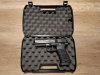 H&K .45 Pistole