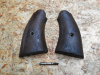 S&W Victory Revolver Griffschalen original WK2 aus Holz mit originaler Schraube