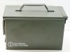 1 x ORIGINAL M2A1 ADI Munitionskiste UN-4A NATO STANDARD Oliv Grün Metallkiste 28 x 14 x 18,5cm BOX