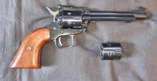 Revolver .22lr und Wechseltrommel .22WinMag H.S. Herbert Schmidt HS 21S Six Shooter Single Action