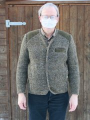 Neuwertige ungetragene Strickjacke, Größe 52 aus Nachlass