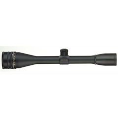 Sightron SII 36x42 Target-Dot Absehen. Benchrest-Präzision zeigt sich auf der Scheibe.