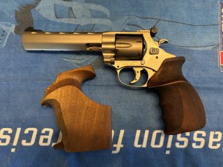 Hermann Weihrauch HW357 Target Trophy Match Stainless / mit 2 Griffen