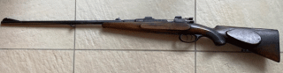 Repetierbüchse 7x57 – 98er System mit Schaftmagazin, Schwenkmontage und schönen Gravuren