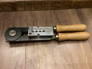 4 - fach GIEßZANGE / Kokille Dia.358 - 180gr RN GC von Klaus Wich mit Griffen