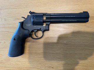 S&W Revolver 4,5mm