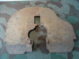 Schutzschild 1. / 2. Weltkrieg für Maxim MG M 1910, ungereinigtes Original