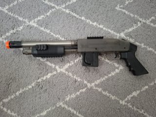 Mossberg shotgun