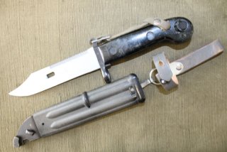 Bajonett AK47/59 mit Kunststoffscheide