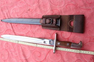 Schweizer Bajonett M1889. Gewehr G89 G96/11 G11