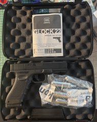 Glock 22 Gen 4 Airgun Cal. 4,5 mm CO2