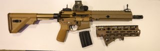 ab 114,23 EUR im Monat -- Heckler & Koch MR223 / G95 in RAL8000 11" Sport RAL 8000 & EOTECH