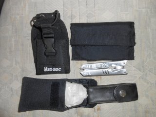 Konvolut von Gürteltaschen