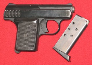 SM Rhöner Schreckschuss - Pistole, eine SM Rhöner MOD. 110 mit der PTB 44-69b in Kal. 8mm / Fehler