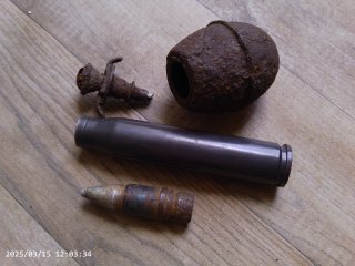 XXX 2 cm. + Hgr.39 teils - Bodenfund XXX