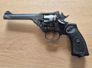 Webley & Scott Mark IV – Orion-Umbau – PTB 257 – 9 mm Knall