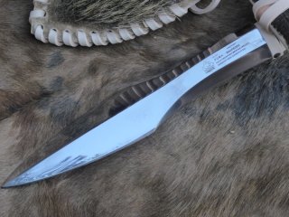 PUMA SAUFEDER NACH O.F.M. FREVERT, GESENK GESCHMIEDET INKL. SAUSCHWARTENSCHEIDE