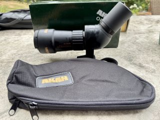 Spektiv / Monokular / Beobachtungsfernrohr AKAH Optik 16-32 x 50 inkl. Tasche