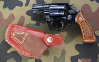 Revolver Stupsnase Fangschusswaffe Smith & Wesson Mod. 36 Kal. .38 Special., 2-Zoll-Lauf, Bj. 1975