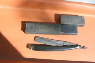 Altes Rasiermesser von Herm. Konesjung Solingen