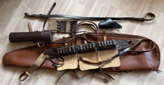 [QB] Konvolut; Gewehrfutteral, Schrotpatronengürtel Kal. 12, Patronenetui, Gewehrriemen, Kleines Re