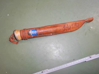 schönes hochwertiges finisches Jagdmesser mit Beimesser