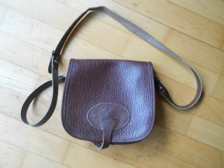dunkelbraune Jagdtasche Echtleder mit Riemen