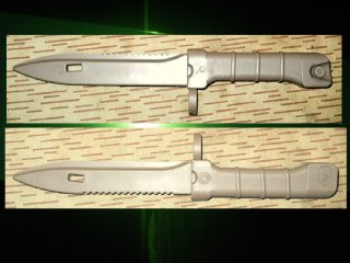=== Gummi/Trainings-Kampfmesser/Bajonett wie Kalaschnikow Seitengewehr AK74 AK100-er Serie ===