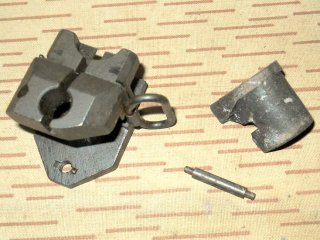 === unben. original Ersatzteil-Konvolut zu DDR/NVA-Klappstütze an AK47 AKM AK74 Kalaschnikow ===