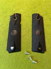 TAURUS PT1911 PUNZIERTE GRIFFSCHALEN AUCH COLT 1911 UND DIE MEISTE NACHBAUTEN