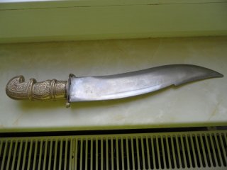 Unbekannter Dolch o. Kampfmesser ohne Scheide