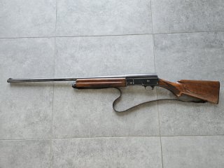 Halbautomatische Flinte Browning Auto 5 im Kaliber 12/70