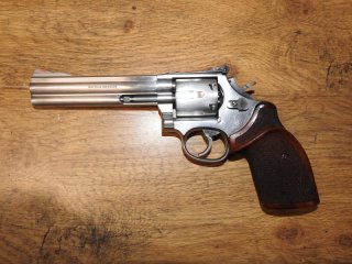 Revolver Smith & Wesson Model 686-4, 6 Zoll, Kal. .357Mag