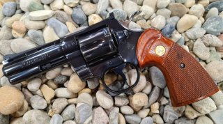 Revolver Colt Python .357 Magnum 4''
