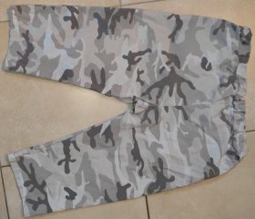 Camouflage Magic Chino Shorts Grau – One Size – Made in Italy ideal für Jagd, Schießstand & Outdoor