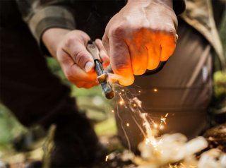 BÖKER NATURENSÖHNE FEUERSTARTER 100g | Walnussholzgriff #BG011943 Magnesium ca. 3000° Outdoor Feuer