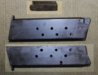Magazin Radom VIS 35 Kal .9mmP gut gebraucht teilweise rostnarbig