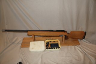 KK Match Gewehr SUHL Mod 150 mit Diopter und Zubehör