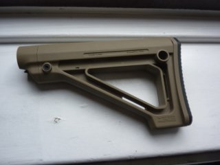 Magpul MOE® Fixed Carbine Stock - Mil-Spec FDE