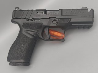 HS Products/Springfield Echelon 4.0C Comp. 9mm Luger mit 3 Dot Tritium Visierung OR Optics Ready