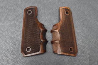 1911er Holzgriffschalen mit Fingerrillen, Neuware