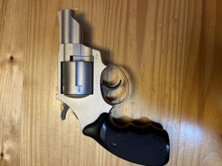 Smith &Wesson Combat Schreckschussrevolver