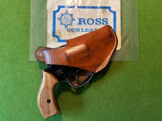 ROSS KLASSISCHES GÜRTELHOLSTER KLEINREVOLVER CHIEF J FRAME 1,5-2,0"
