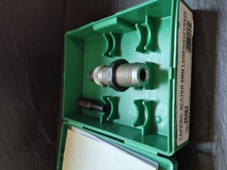 Setzmatrize und Tapercrimp in einem RCBS 9mm Para Luger 9x21 9x23 .38 Super Comp, .38 Super Auto