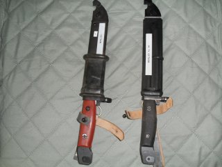 2 AK Bajonette Vietnam