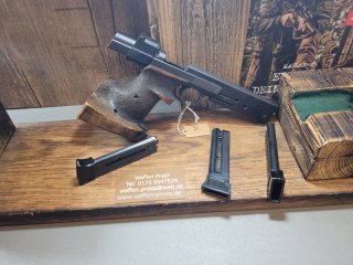Hämmerli 208 .22lr Pistole Nill Griff