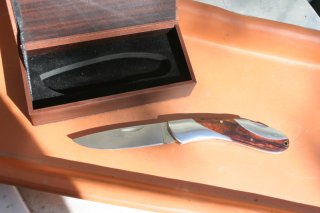 Elegantes Herbertstaschenmesser in Geschenkbox